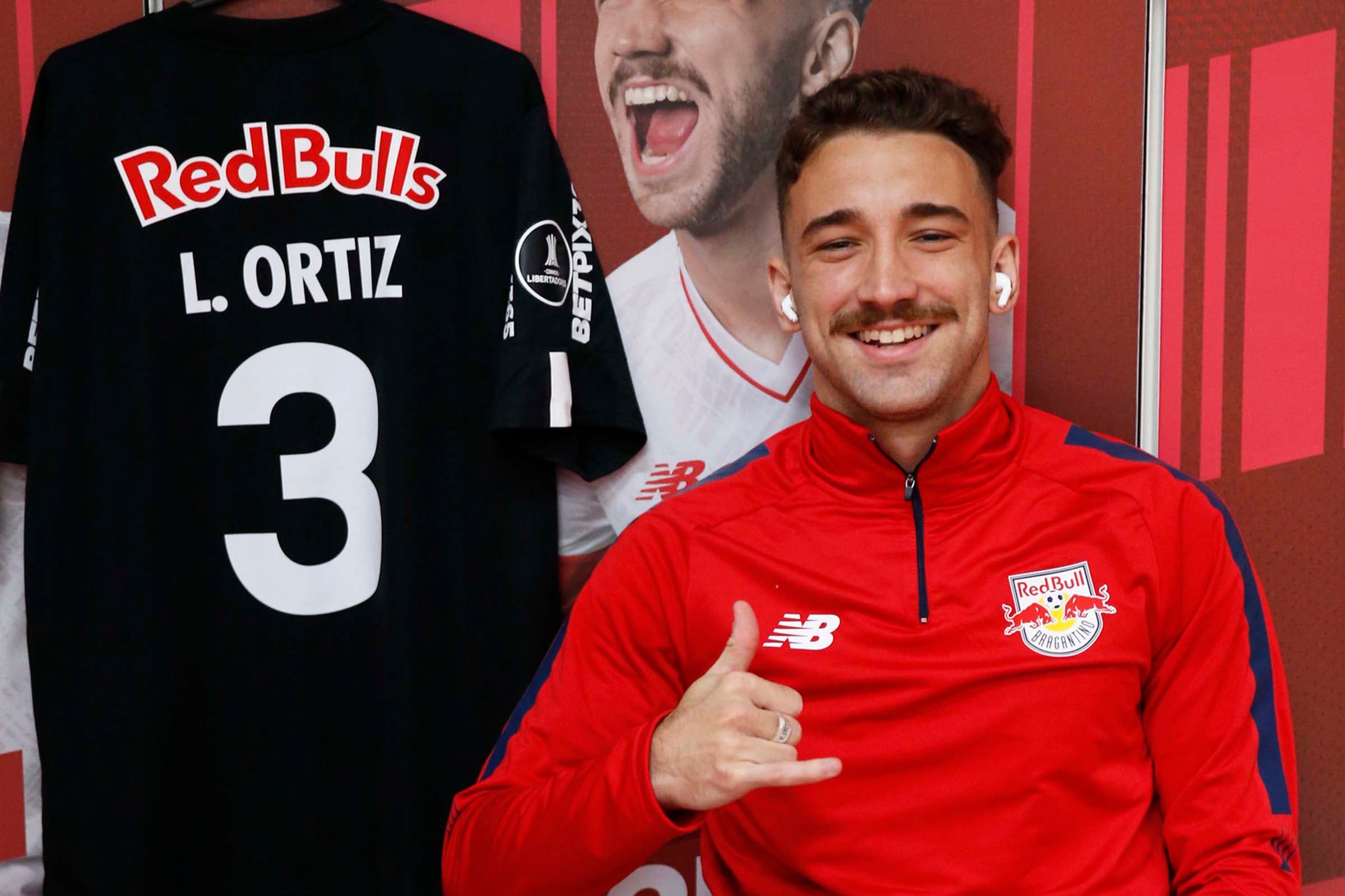 Léo Ortiz, ex-Bragantino, é o novo reforço do Flamengo