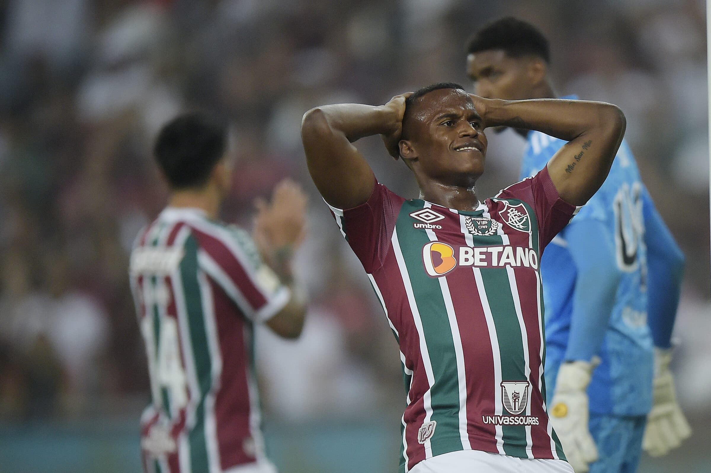 John Arias no Flamengo? Torcedores do Fluminense se desesperam