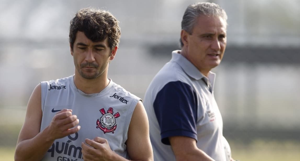 douglas fala de solidez de tite no flamengo