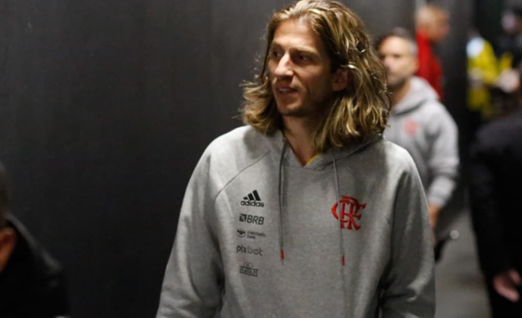 filipe luís em atividade pelo flamengo