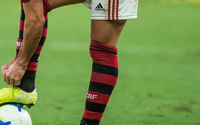 Arthur da base do Flamengo, vem se destacando e possui nome de Zico e apelido de Brocador. Jogdor marcou um golaço recentemente.