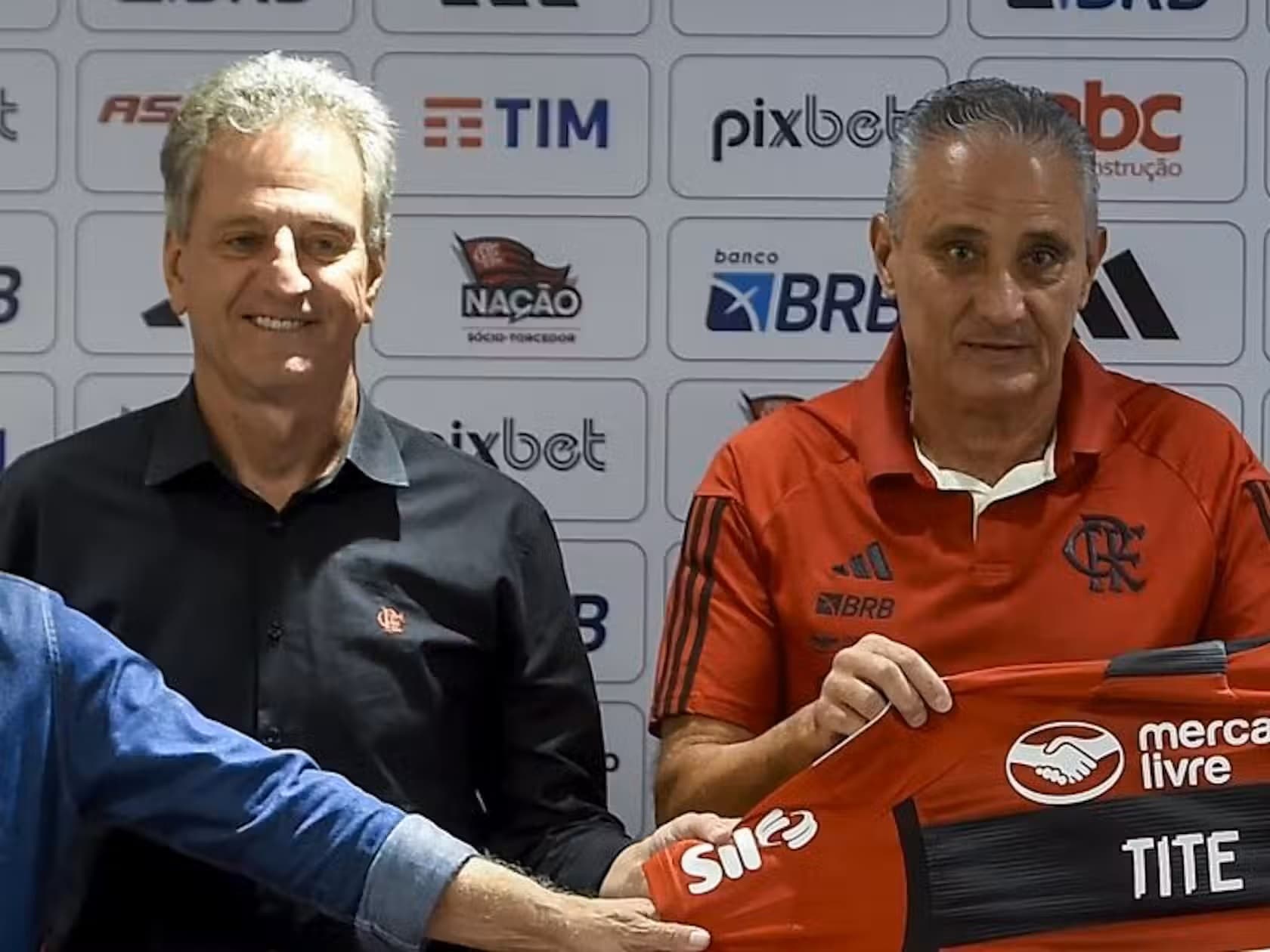 Para Landim, Tite é 'meritocrata" e põe para jogar quem está rendendo mais, o que seria bem visto pelo grupo de jogadores