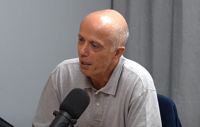 Ex-VP Wallim Vasconcelos que já se definiu como 'nem de oposição nem de situação', com apelo semelhante ao de Bap, mas contrario a SAF, vira opção a Bandeira