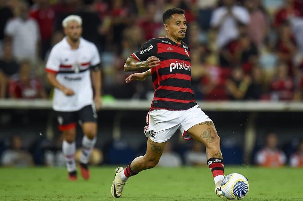 Allan em Flamengo x São Paulo; volante foi elogiado por torcedores