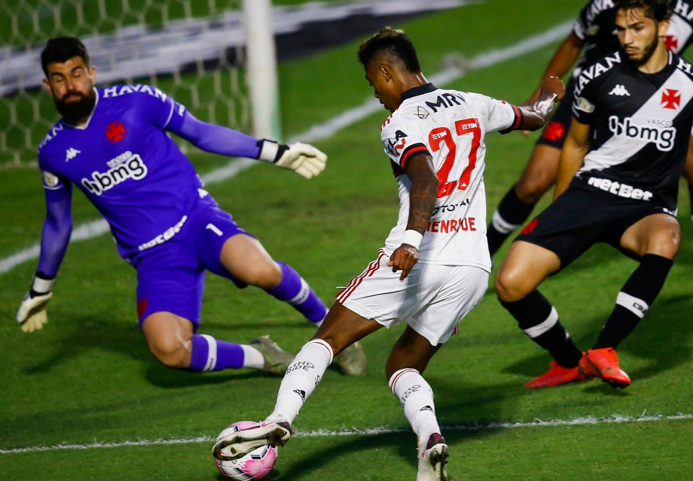 Bruno Henrique durante Flamengo x Vasco em SJ