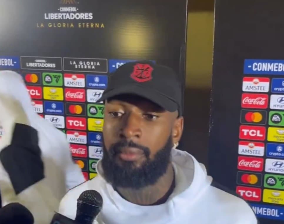 Gerson na zona mista de Flamengo x Bolívar; meia falou sobre resultado do jogo
