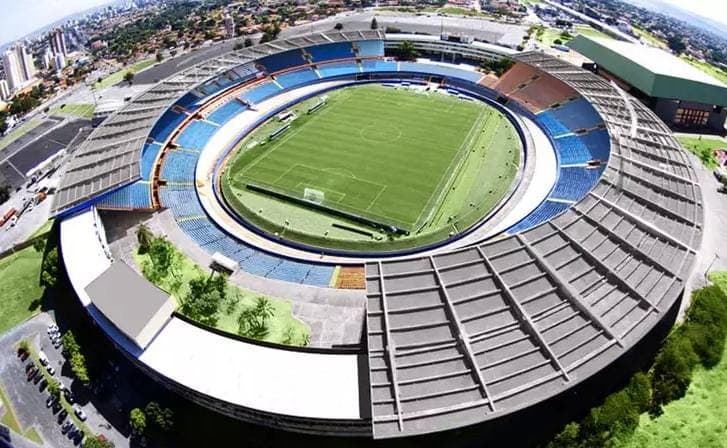 Estádio Serra Dourada, palco da estreia do Flamengo no Brasileirão