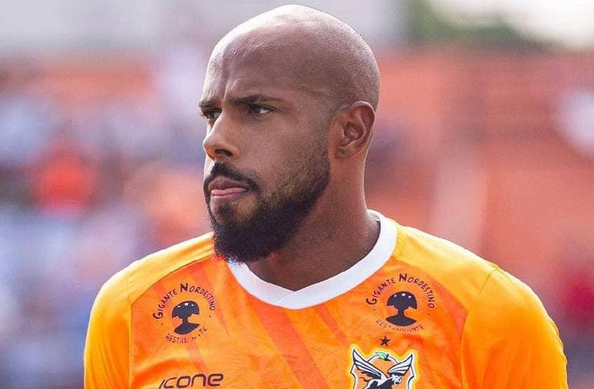 Sérgio Raphael, zagueiro do Nova Iguaçu, que vai enfrentar Flamengo