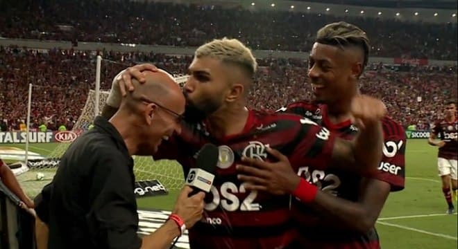 Landim revela que enviou contrato com Globo a conselhos nesta segunda-feira; Flamengo vai receber adiantamento de R$ 63 mi após aprovação