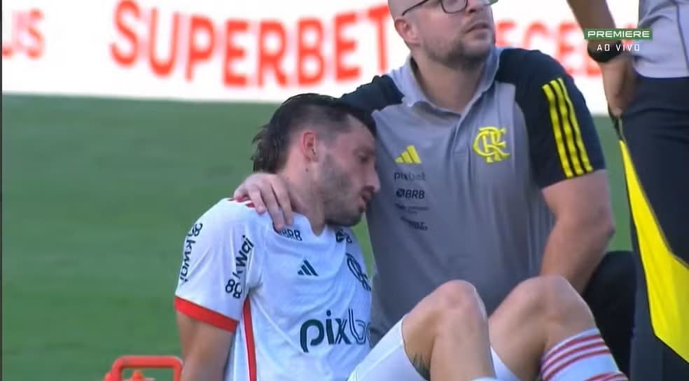 Novo protocolo da CBF impede Viña de voltar a jogar nos 5 dias seguintes à substituição por suspeita de concussão, independente de exames