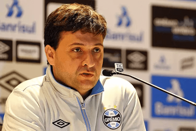 Alberto Guerra, presidente do Grêmio