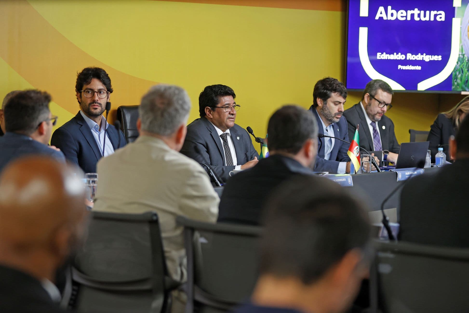 Reunião de clubes com a CBF.