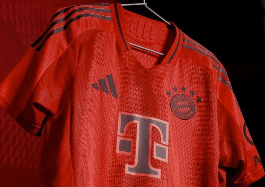 Nova camisa do Bayern leva as cores do Flamengo