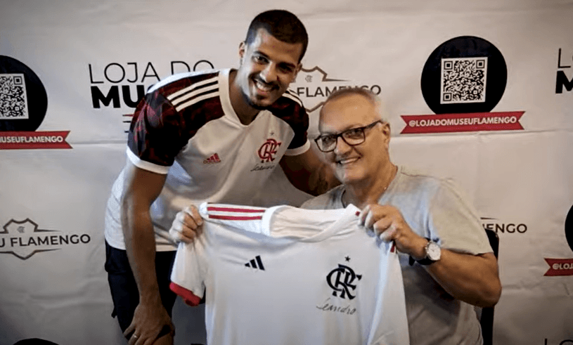 Leandro participou de evento com torcedores no museu do Flamengo