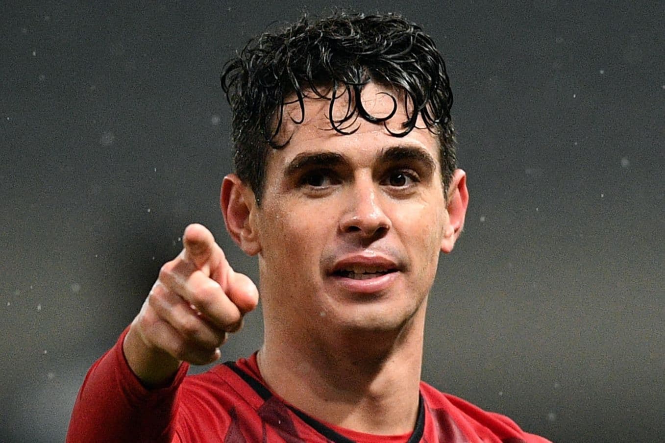 Oscar durante jogo do Shanghai Port