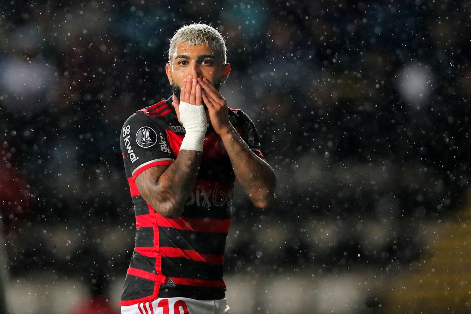 Gabigol durante Palestino x Flamengo, em Coquimbo.