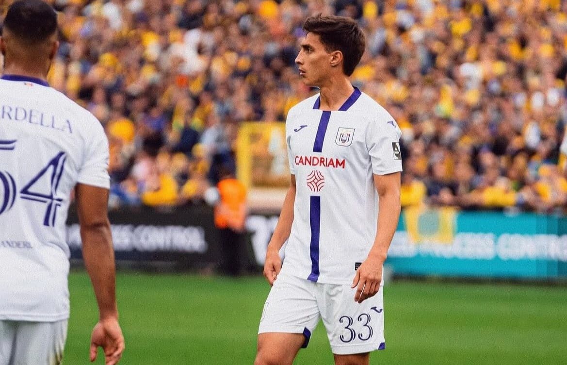 Especulado no Flamengo, Gattoni tem características semelhantes a Rodrigo Caio