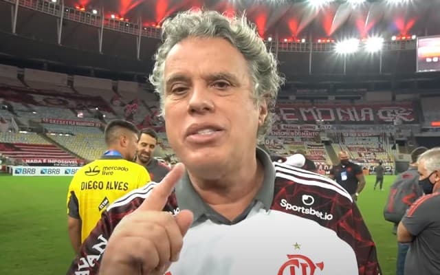 Segundo Gustavo Oliveira. Puma não tinha condição de atender Palmeiras e Flamengo ao mesmo tempo e manter Adidas era única opção concreta