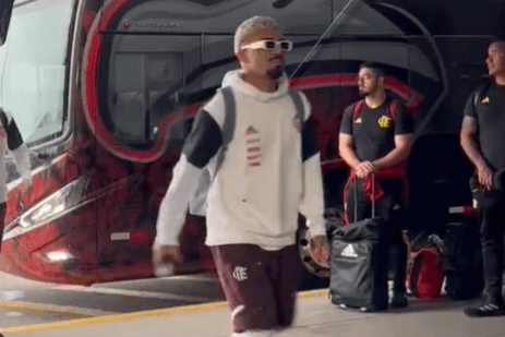 Gabigol no embarque do Flamengo