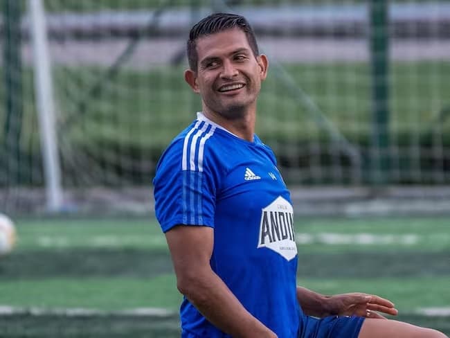 Mackalister, do Millonarios, vê com otimismo jogo contra o Flamengo pela Libertadores