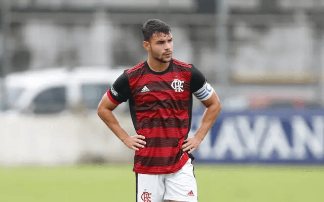 Daniel Cabral pelo Flamengo