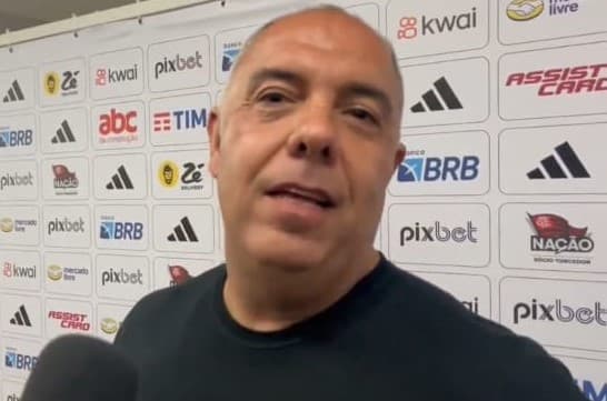 Marcos Braz na zona mista do Maracanã após vitória do Flamengo; dirigente falou sobre substituto de Pedro e Gabigol