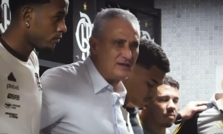 Tite no vestiário após goleada do Flamengo