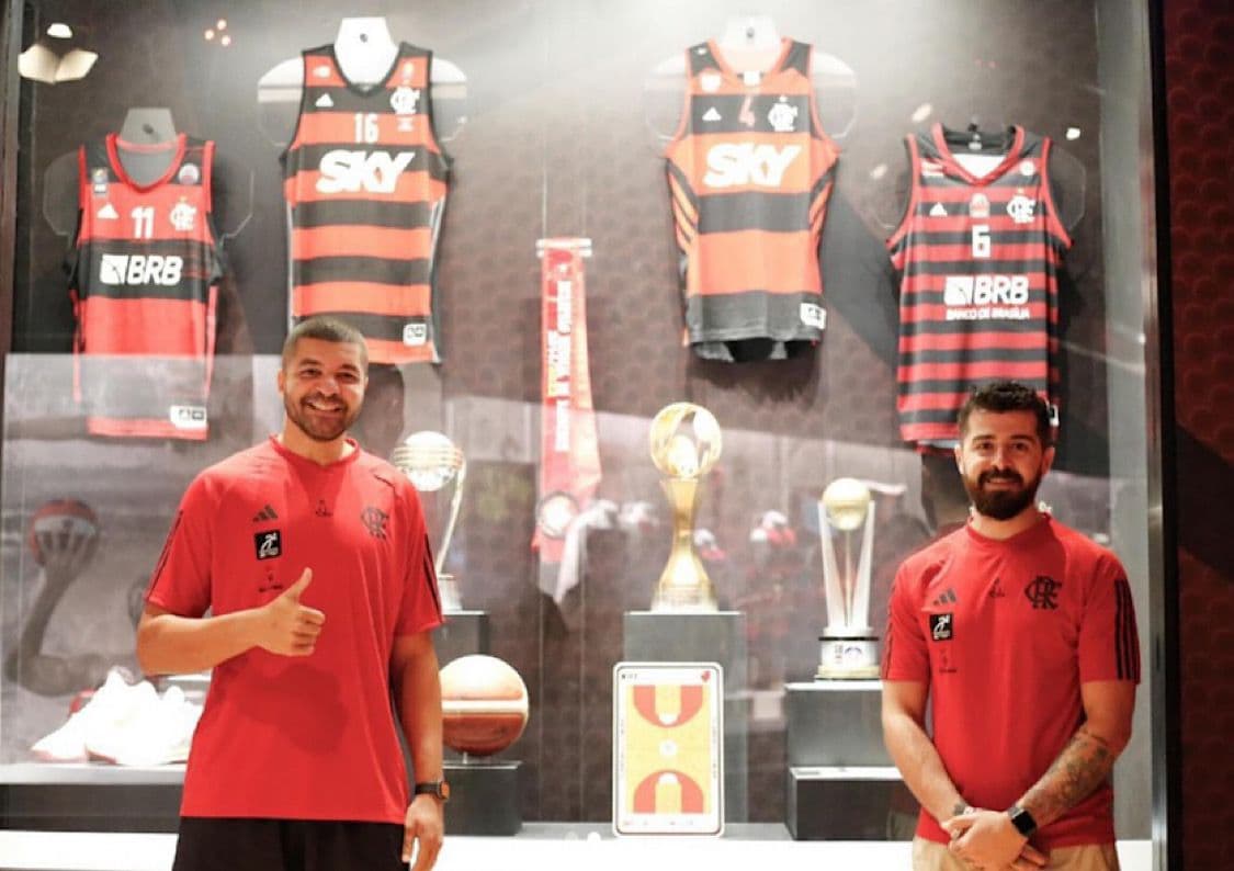 Olivinha e Franco Balbi, do flabasquete, juntos no Museu Flamengo