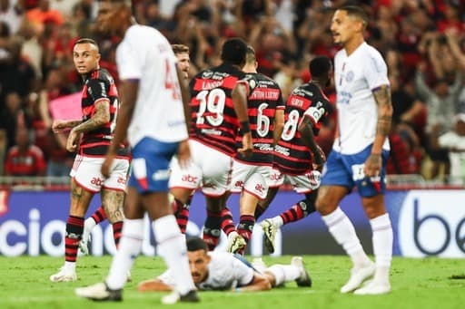 Flamengo e Bahia no Maracanã, pelo Campeonato Brasileiro