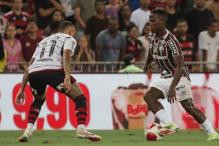 Everton Cebolinha e John Arias em Flamengo x Fluminense