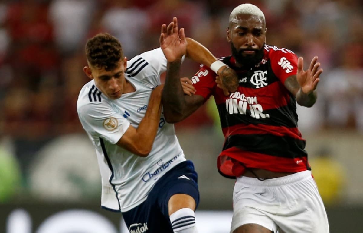 gerson em jogo do flamengo contra o cruzeiro