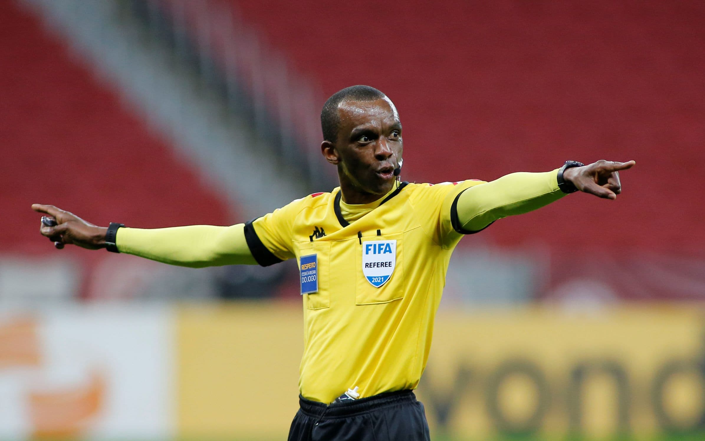 Luiz Flávio de Oliveira em ação pelo Brasileirão