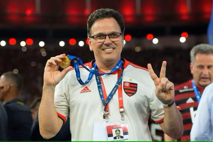 Landim deve confirmar que escolheu Dunshee como sucessor em jantar nesta terça-feira; Bap não deve desistir de candidatura