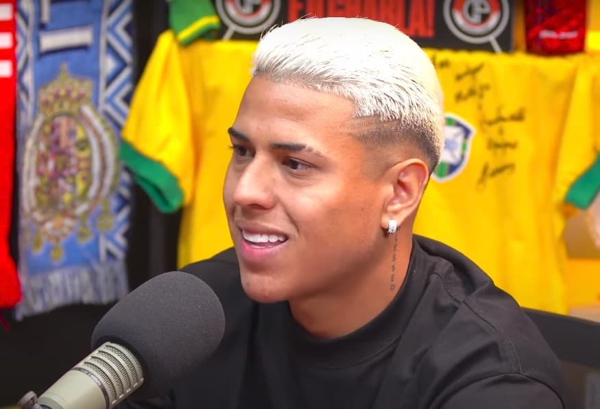 Matheus Martins comenta sobre interesse do Flamengo