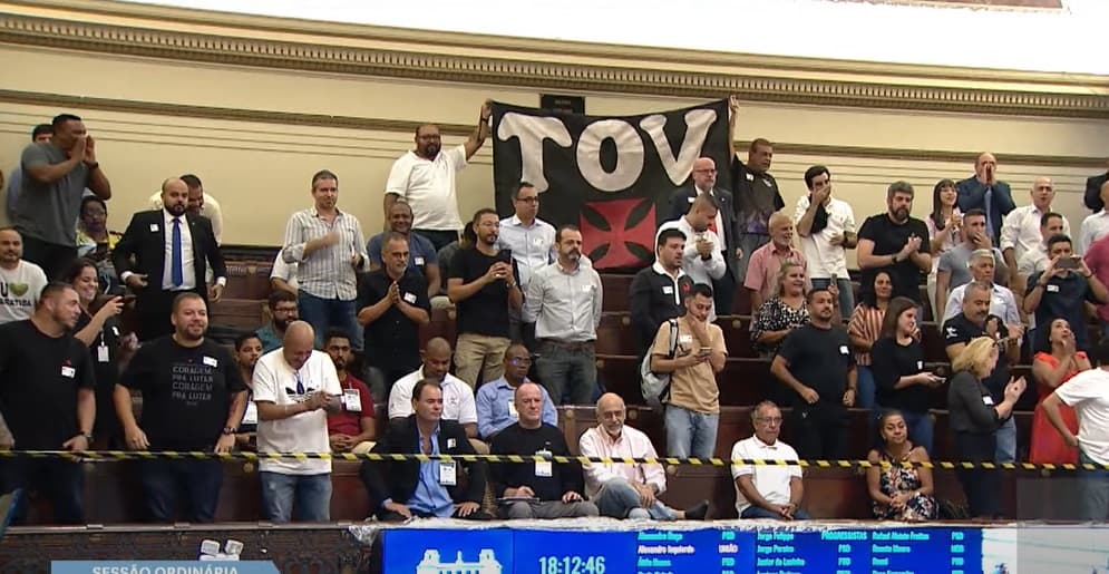 VP não participa de votação final sobre reforma de São Januário usando o mesmo instrumento com qual Flamengo pretende comprar terreno