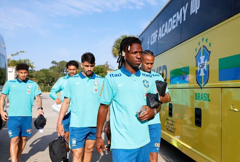 Crias do Flamengo fazem parte de plantel da Canarinho