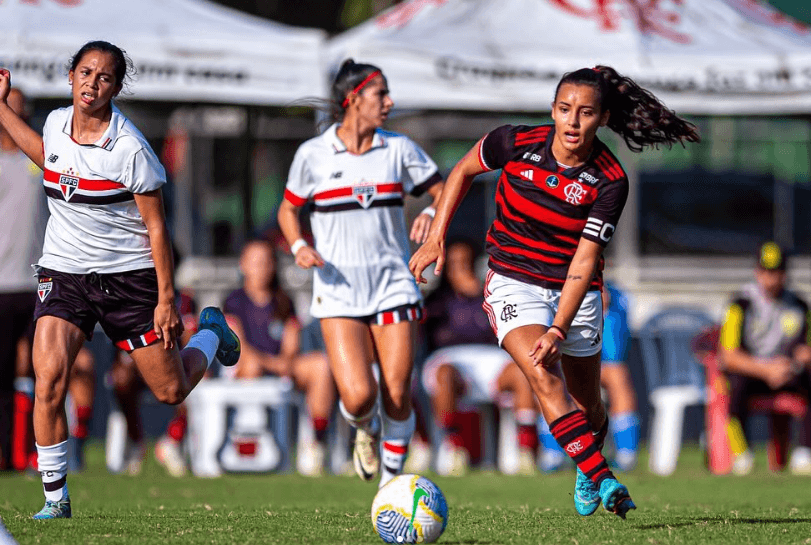 Flamengo venceu e eliminou o São Paulo do Brasileirão Feminino Sub-20