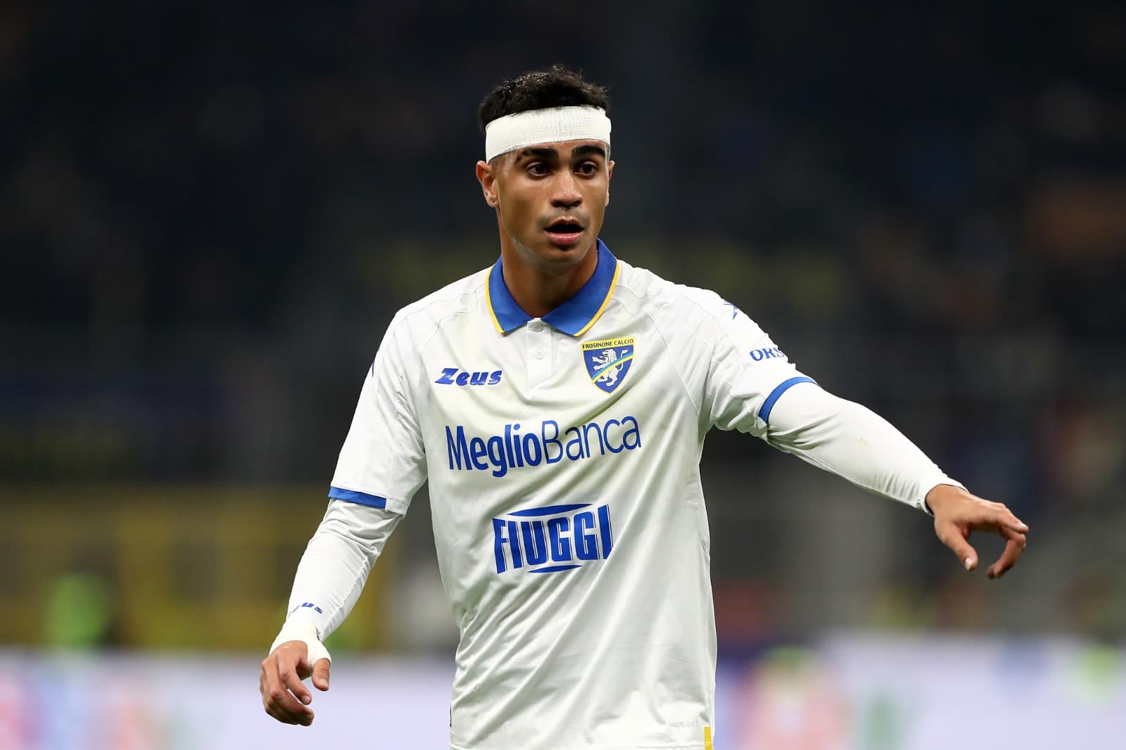 Reinier atuando com a camisa do Frosinone