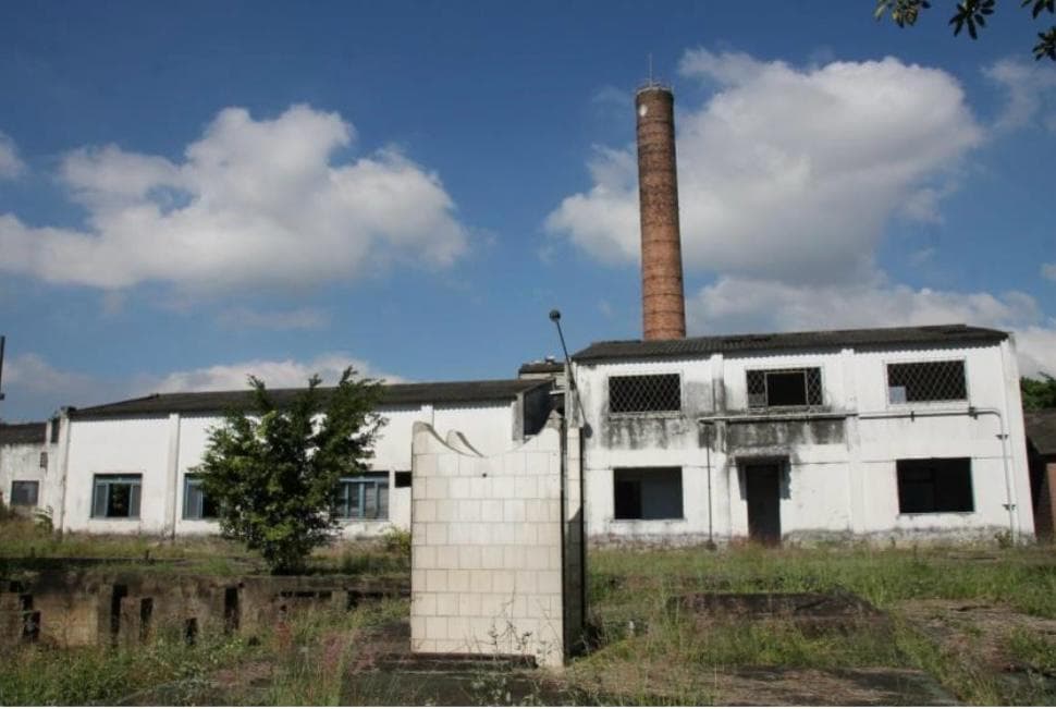 Liminar foi concedida em ação popular que alega que Lula precisa autorizar desapropriação; Prefeitura deve recorrer para manter leilão