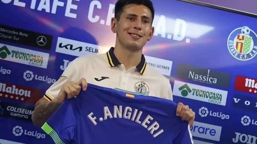 Lateral-esquerdo Fabrizio Angileri, do Getafe