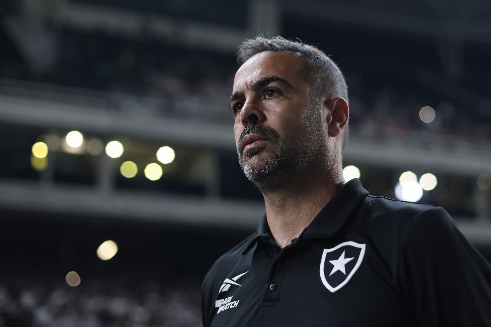 Artur Jorge, técnico do Botafogo; veja como chega o rival para enfrentar o Flamengo