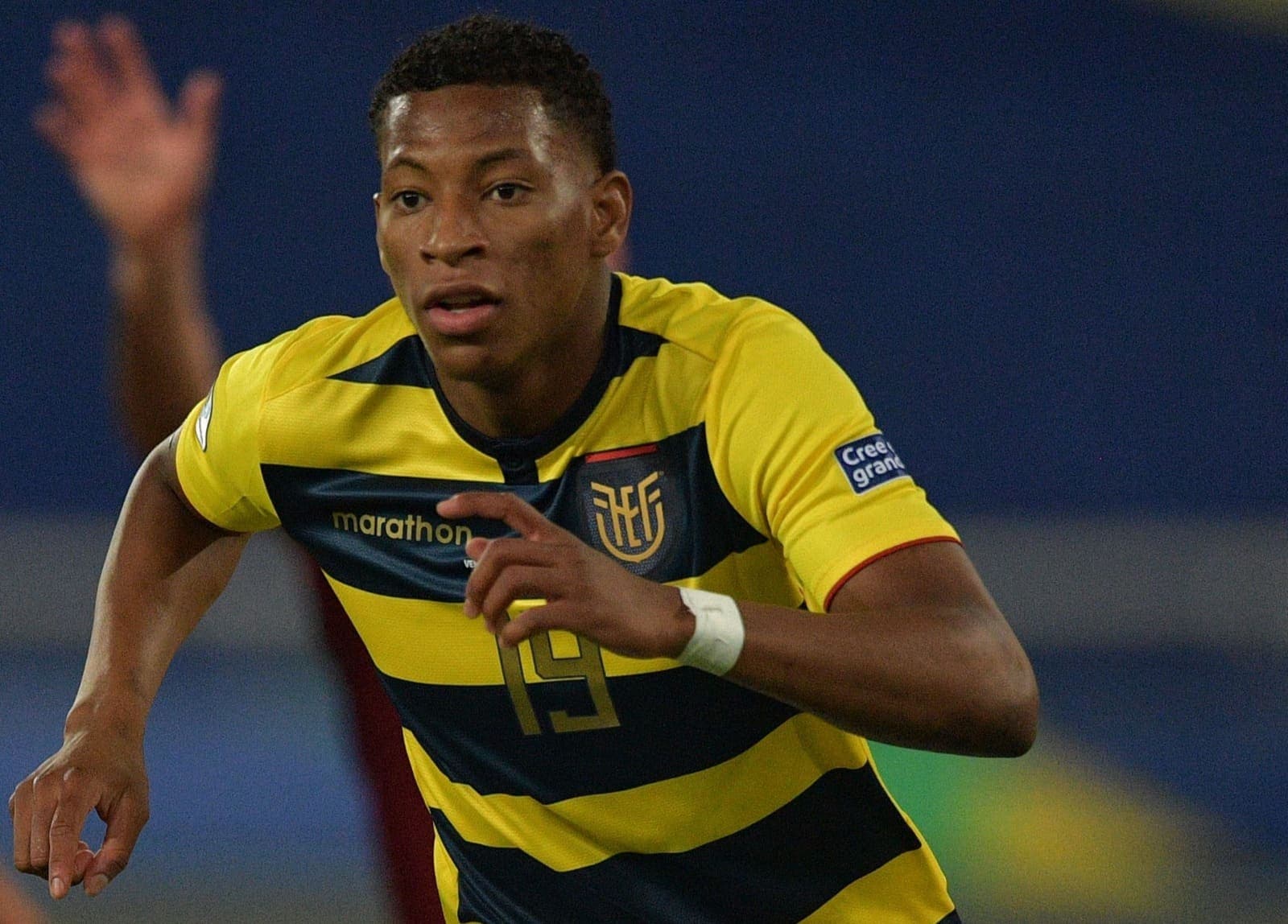 Gonzalo Plata comemora gol; equatoriano é reforço rubro-negro para a temporada