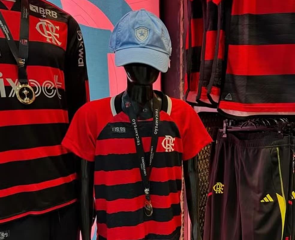 Foto de Textor em tentativa frustrada de provocar o Flamengo