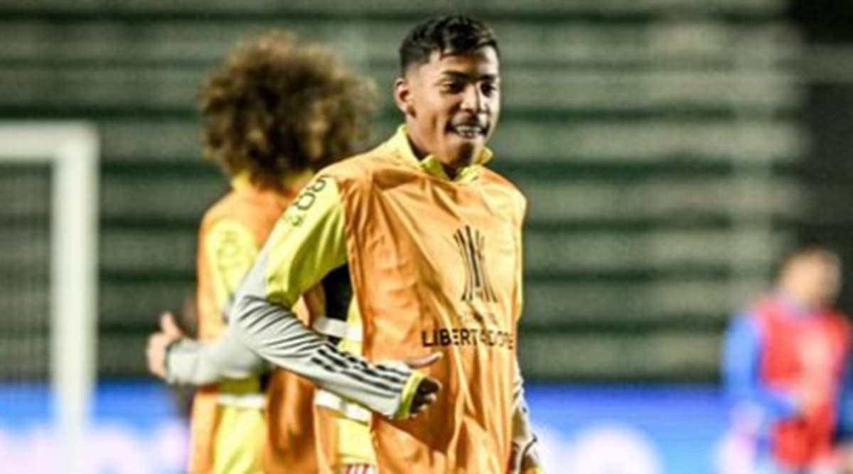 fabiano em aquecimento para bolívar x flamengo