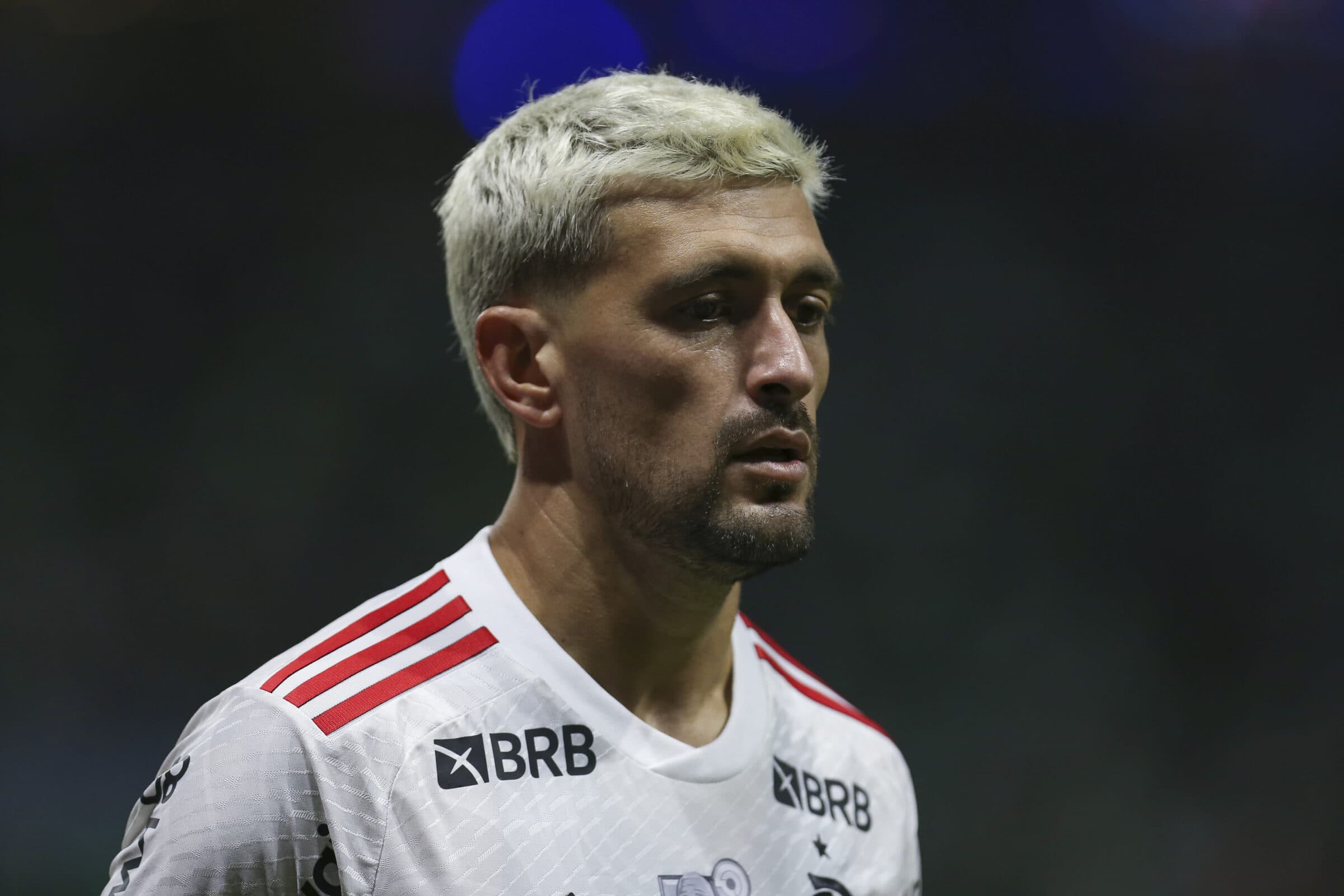 Arrascaeta fala sobre terapia; craque do Flamengo se manifesta constantemente sobre o tema