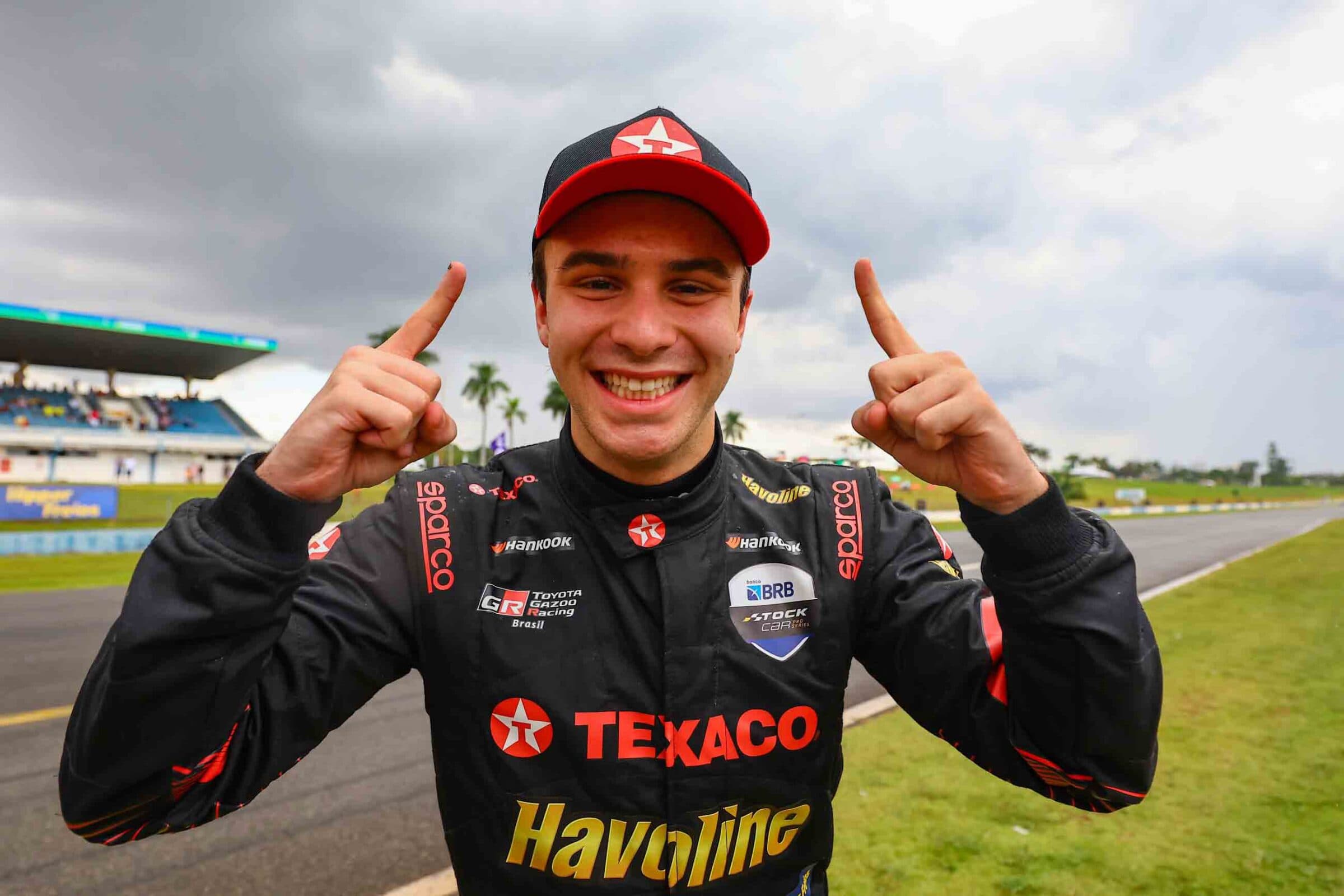 Felipe Baptista é piloto da Texaco Racing, parceira do Flamengo