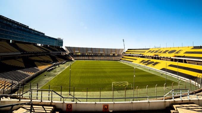 Estádio do Peñarol, onde o Flamengo jogará pelas quartas da Libertadores