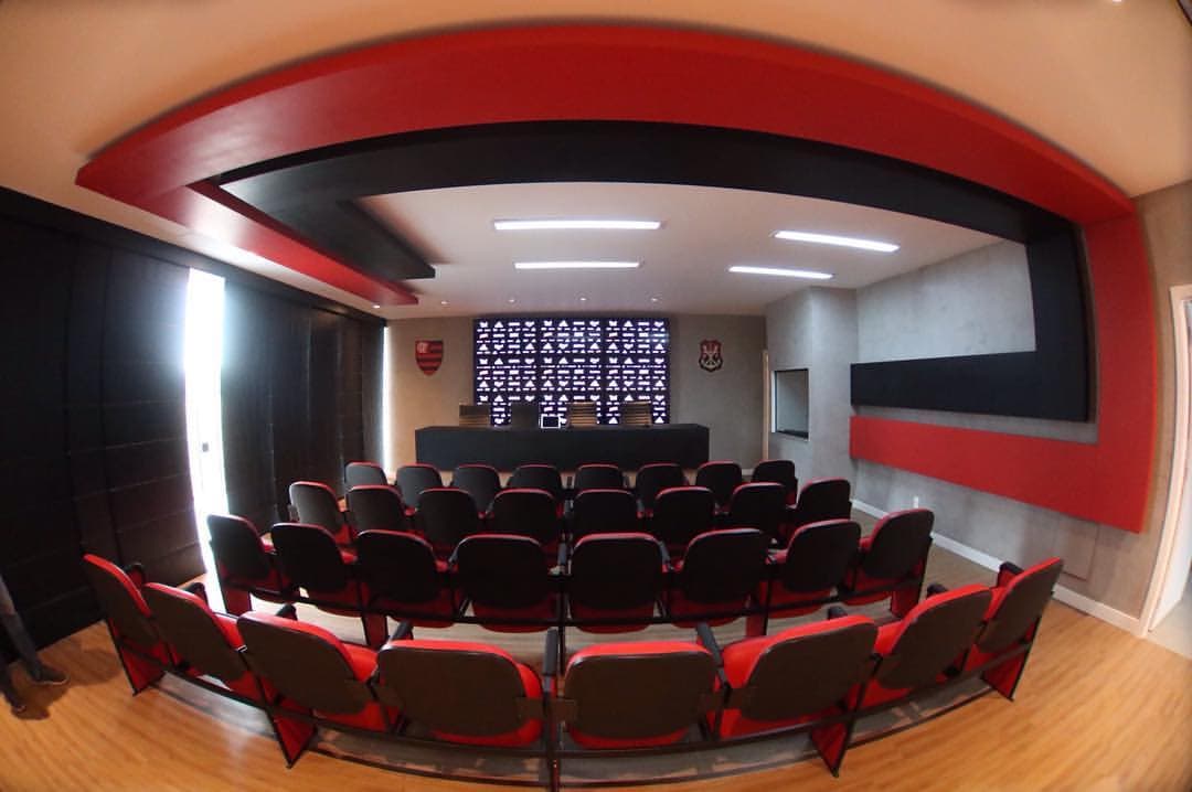 Reforços do Flamengo na temporada, Alcaraz, Alex Sandro e Plata serão apresentados esta semana no Ninho do Urubu