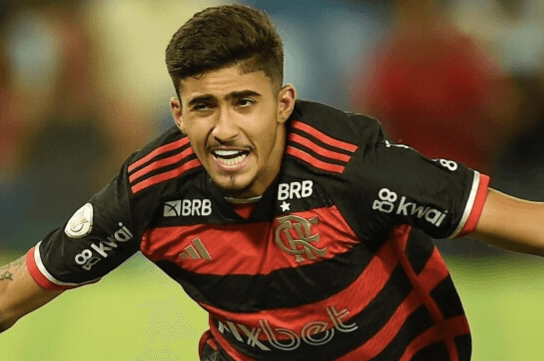 Guilherme comemora gol na estreia pelo Flamengo