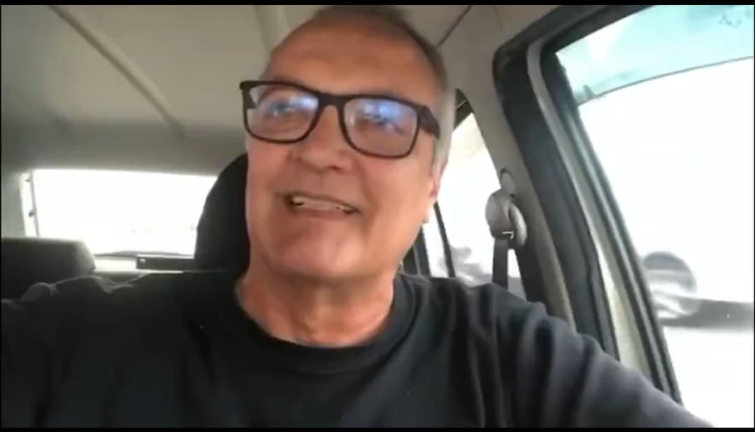 Leandro sorri em recado a Wesley, do Flamengo